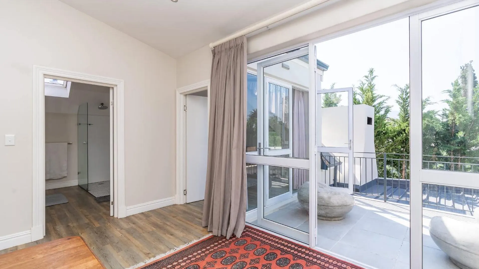 4 Bedroom Haven In Chelsea Village Cape Town
